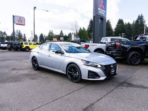 Used 2023 Nissan Altima 2.5 SR FWD image 26