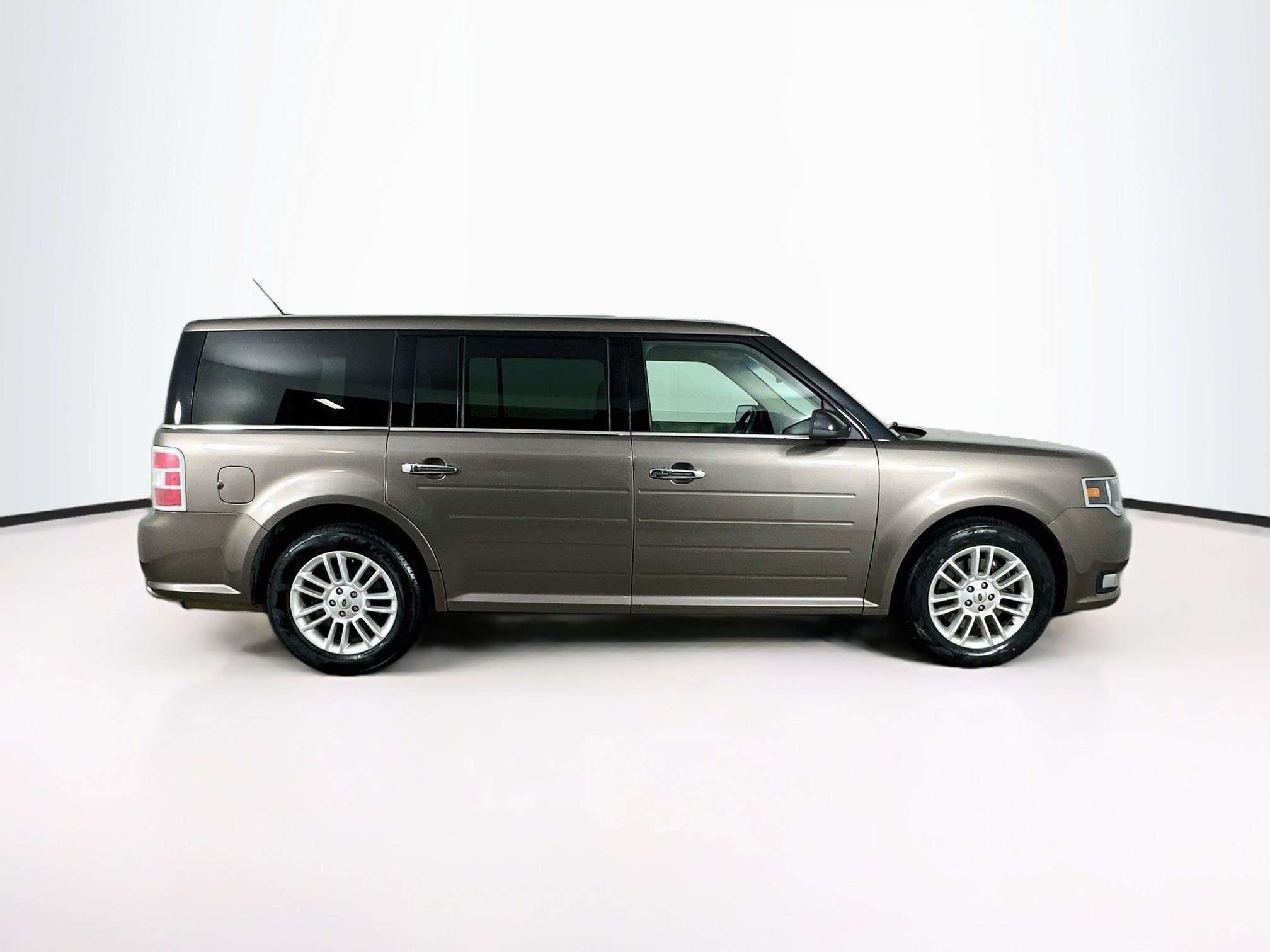 Used 2019 Ford Flex SEL w/ Equipment Group 202A FWD image 10