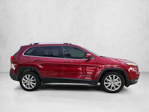 Used 2016 Jeep Cherokee Limited FWD image 4