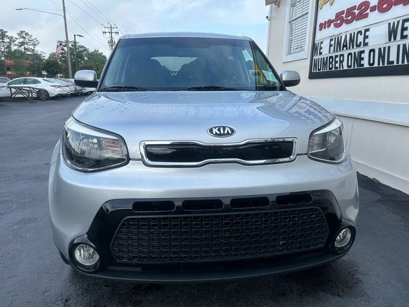 Used 2016 Kia Soul + FWD image 3