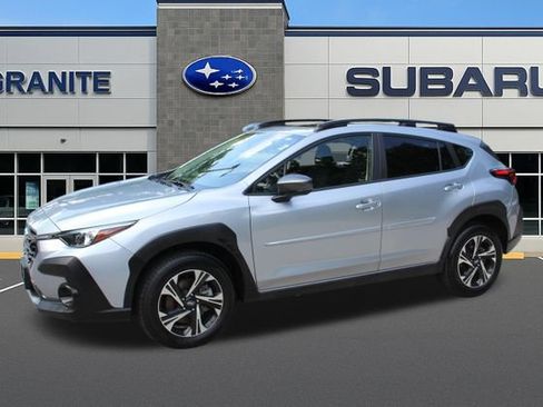 Used 2025 Subaru Crosstrek 2.5i Premium AWD/4WD image 6