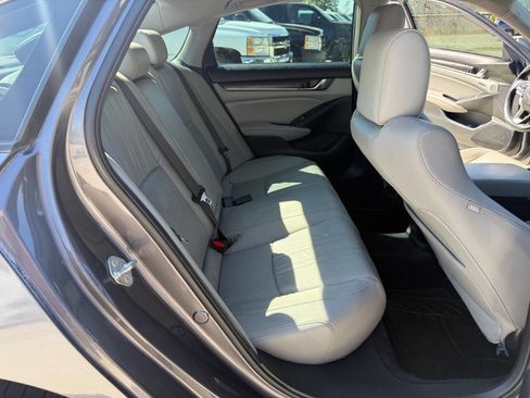 Used 2018 Honda Accord EX-L image 22