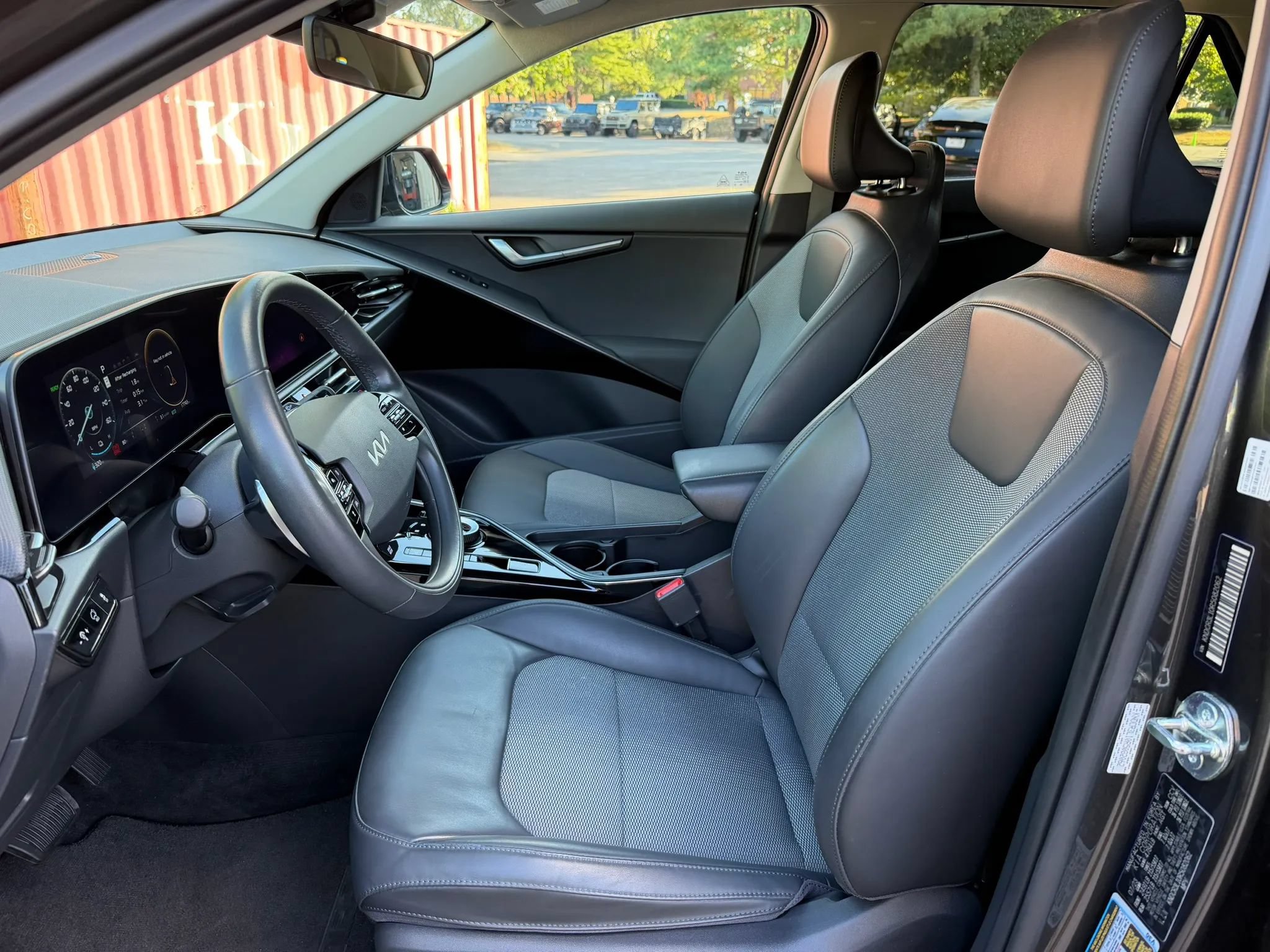 Used 2024 Kia Niro Wind FWD image 14