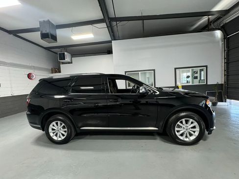 Used 2019 Dodge Durango SXT image 4