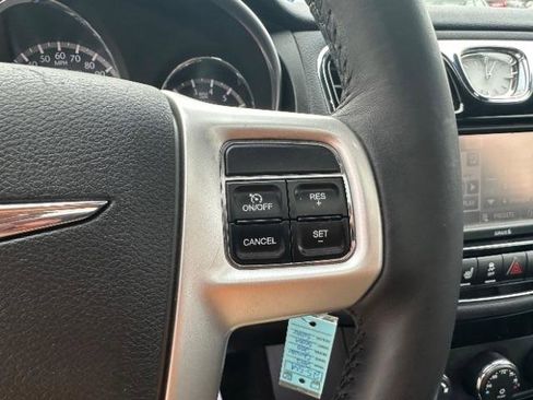 Used 2012 Chrysler 200 Limited image 20