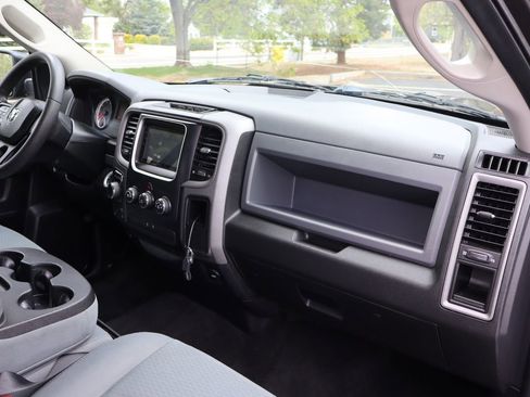 Used 2017 RAM 1500 Express w/ Express Value Package AWD/4WD image 17