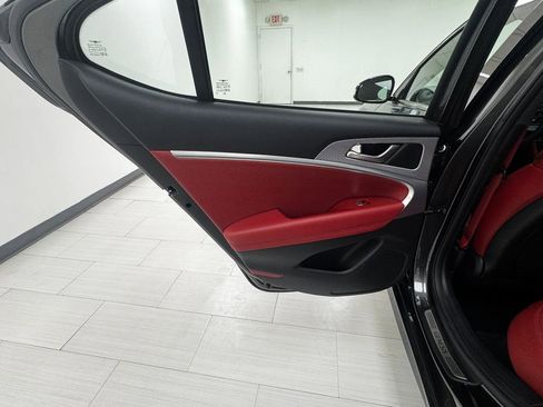 Used 2023 Genesis G70 2.0T w/ Sport Prestige Package image 11