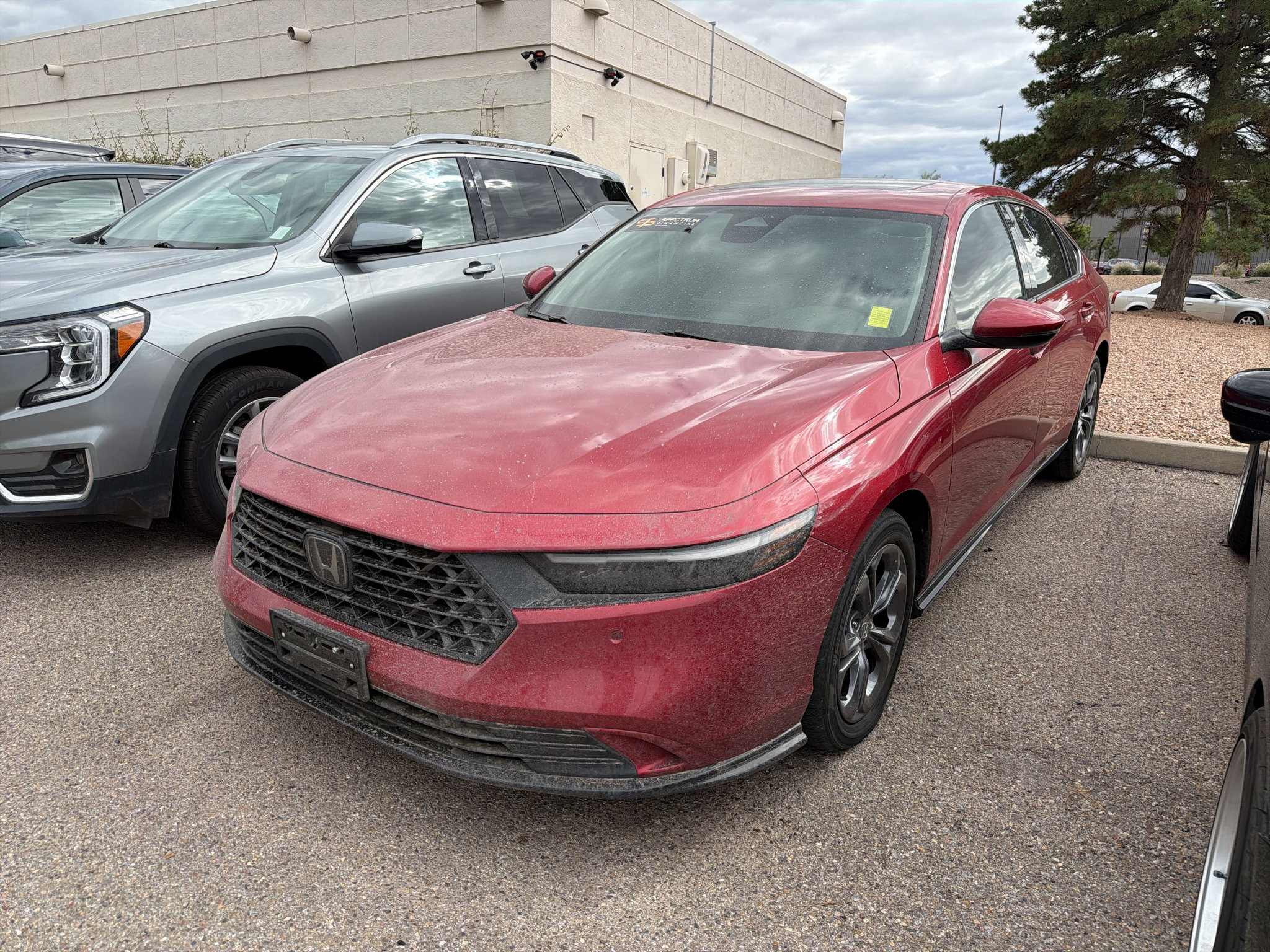 Used 2024 Honda Accord EX-L image 1