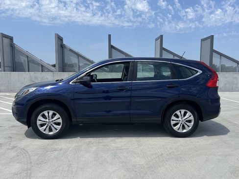 Used 2015 Honda CR-V LX image 5