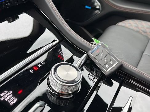 New 2025 Jeep Grand Cherokee Summit image 30