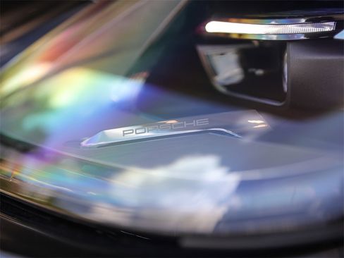 New 2025 Porsche Panamera 4 image 12