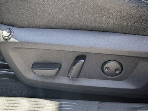 Certified 2023 Nissan Rogue SV FWD image 20