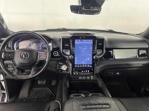 Used 2025 RAM 1500 Limited w/ Off Road Group AWD/4WD image 28