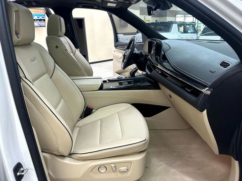 Used 2021 Cadillac Escalade Premium Luxury w/ Driver Assist Tech Package image 47