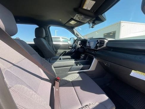 Used 2026 Toyota Tundra SR5 w/ SR5 Convenience Package AWD/4WD image 18