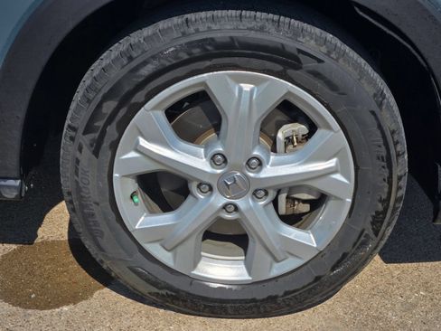 Used 2025 Honda HR-V LX image 8