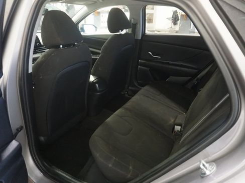 Used 2021 Hyundai Elantra SEL w/ Convenience Package image 19