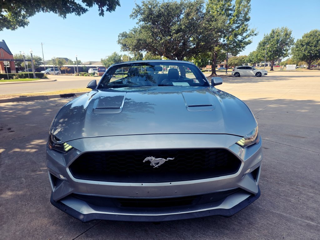 Used 2020 Ford Mustang Premium RWD image 28
