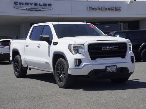 Used 2022 GMC Sierra 1500 Elevation AWD/4WD image 2