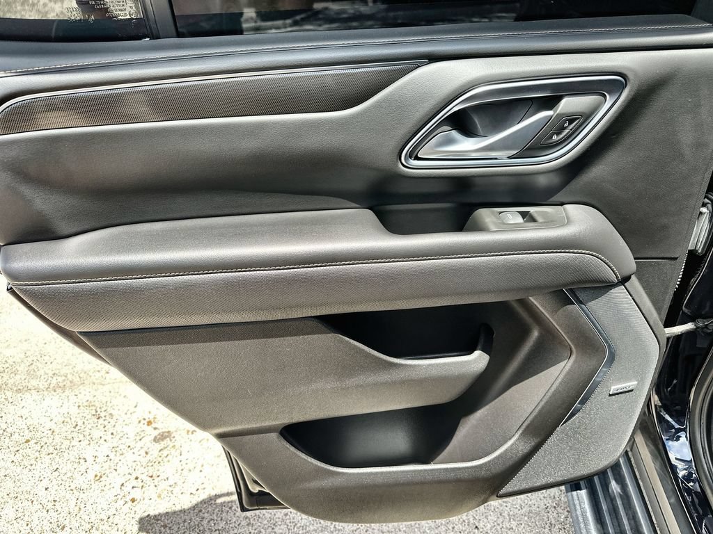 Used 2022 GMC Yukon AT4 AWD/4WD image 15