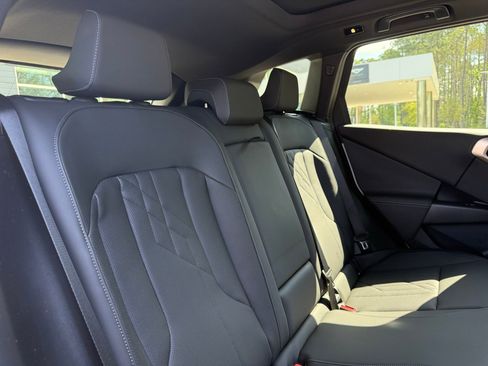 Used 2025 BMW X3 xDrive30i w/ Convenience Package image 39