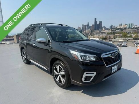Used 2019 Subaru Forester Touring AWD/4WD image 1