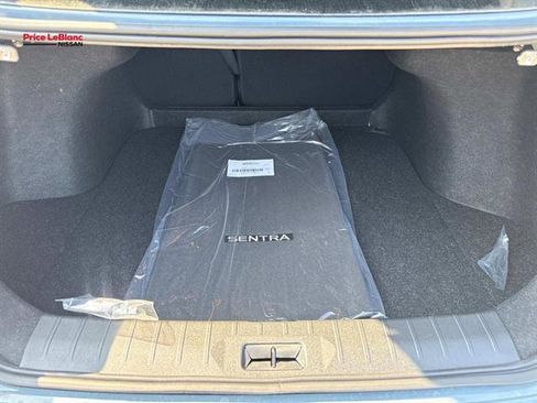 New 2026 Nissan Sentra SR w/ SR Premium Package FWD image 7