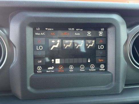 Used 2020 Jeep Gladiator Sport w/ Quick Order Package 24S AWD/4WD image 25