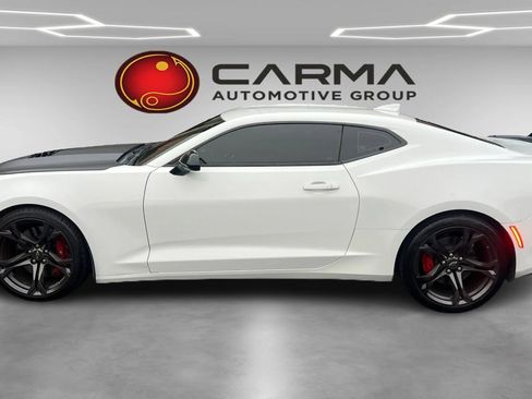 Used 2020 Chevrolet Camaro SS image 2