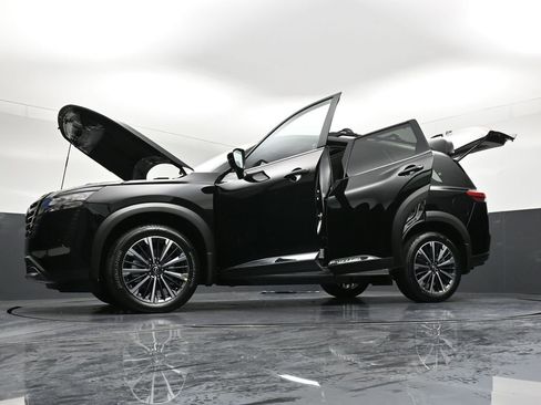 New 2026 Nissan Pathfinder Platinum image 41