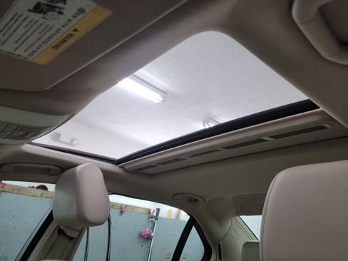 Used 2014 Mercedes-Benz E 350 4MATIC Sedan w/ Premium 1 Package image 24