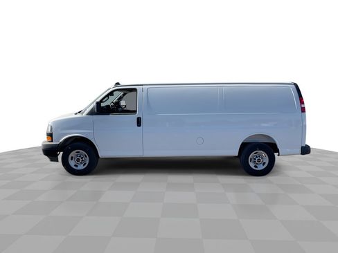 New 2025 GMC Savana 2500 Extended w/ Driver Convenience Package image 5
