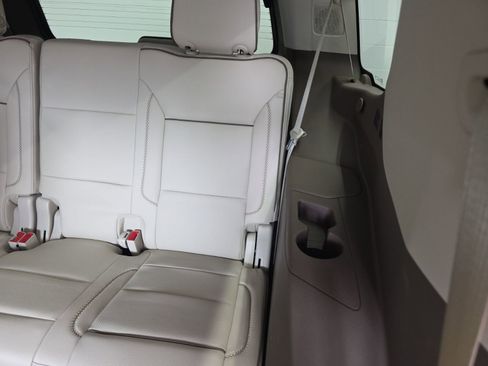 Used 2023 GMC Yukon Denali image 25