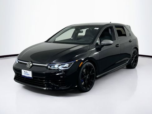 Used 2024 Volkswagen Golf R image 1