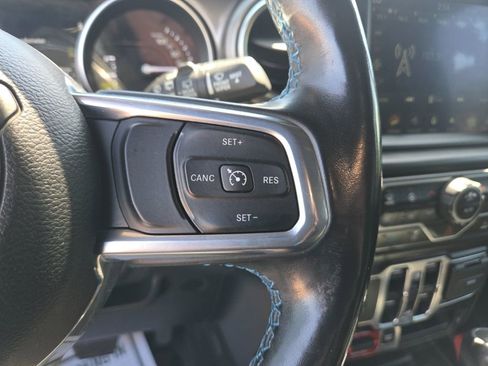 Used 2021 Jeep Wrangler Unlimited Rubicon 4xe w/ Cold Weather Group AWD/4WD image 28