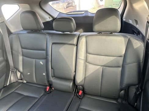 Used 2017 Nissan Murano Platinum w/ Platinum Technology Package image 18