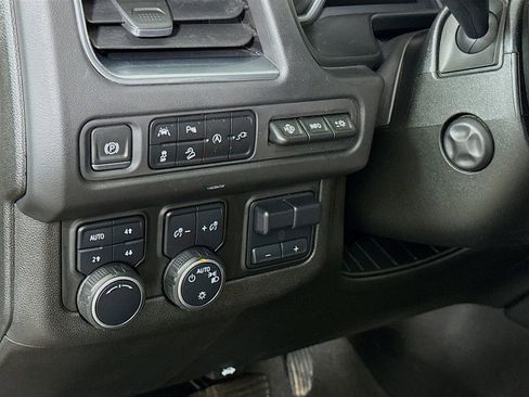 Used 2021 Chevrolet Tahoe High Country w/ Premium Package image 22