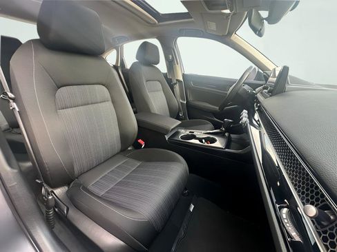 Used 2022 Honda Civic EX image 25