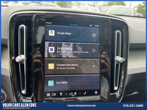 Certified 2025 Volvo XC40 B5 Plus w/ Protection Package Premier image 27