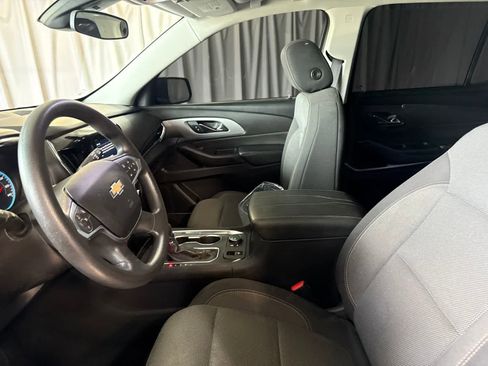 Used 2021 Chevrolet Traverse LS FWD image 21