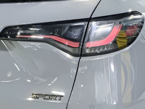 Used 2025 Honda HR-V Sport image 12