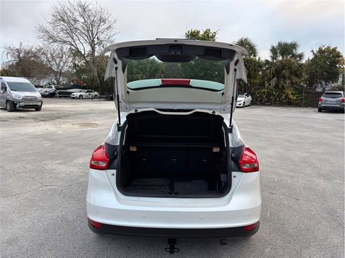 Used 2015 Ford Focus Titanium image 42