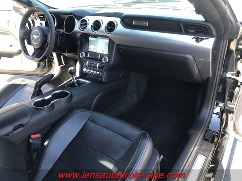 Used 2018 Ford Mustang GT Premium image 17