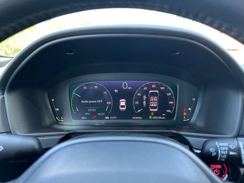 Used 2023 Honda Accord Sport image 25