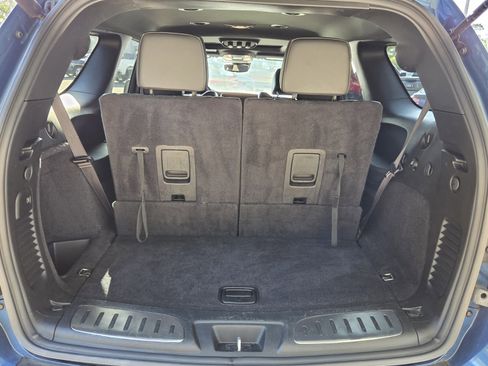 Used 2025 Dodge Durango GT AWD/4WD image 17