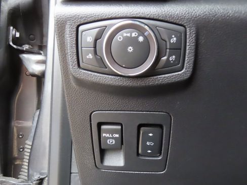 Used 2018 Ford F150 XLT w/ Equipment Group 302A Luxury image 20