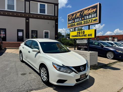 Used 2016 Nissan Altima 2.5 S w/ Power Driver Seat Package FWD image 1
