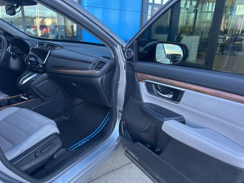 Used 2021 Honda CR-V Touring image 16
