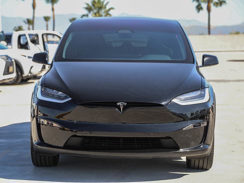 Used 2023 Tesla Model X AWD/4WD image 2