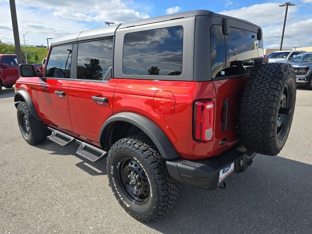 Used 2024 Ford Bronco Black Diamond AWD/4WD image 3